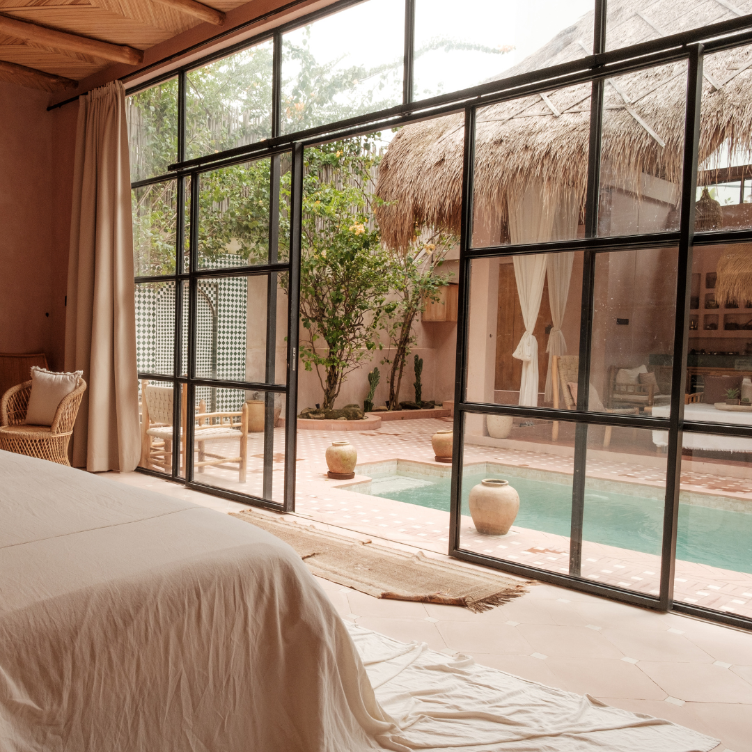 You are currently viewing How to Choose Accommodations Based on Your Itinerary: A Guide to Smart Travel Decisions